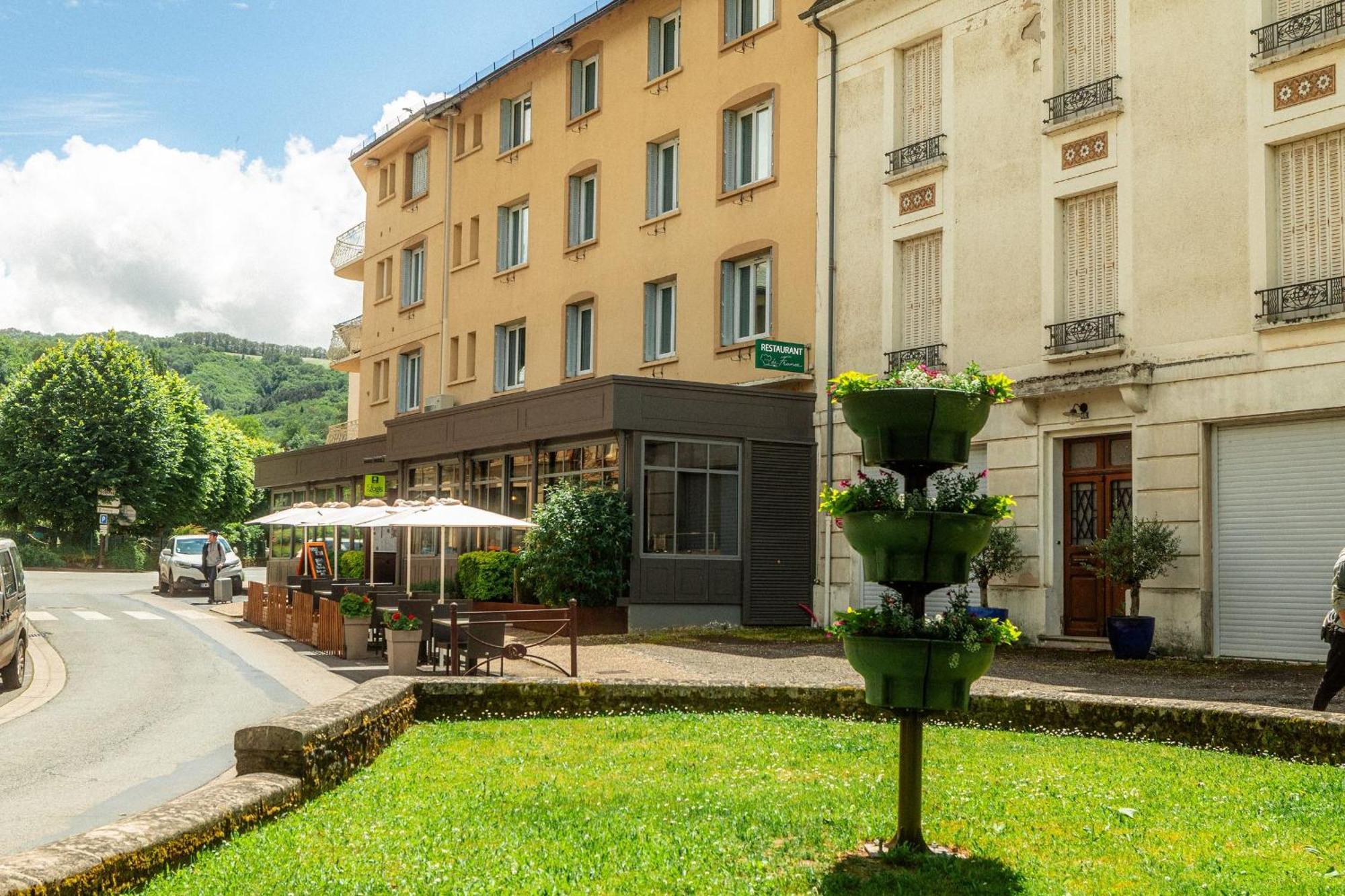 Logis Hotel Restaurant De France Сен-Женье-д'Оль Экстерьер фото